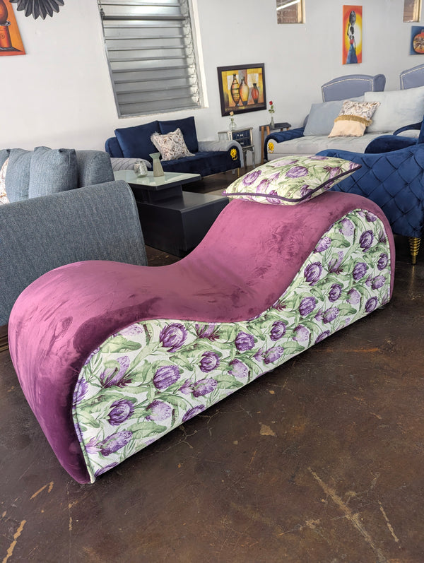 Tuhma Chaise