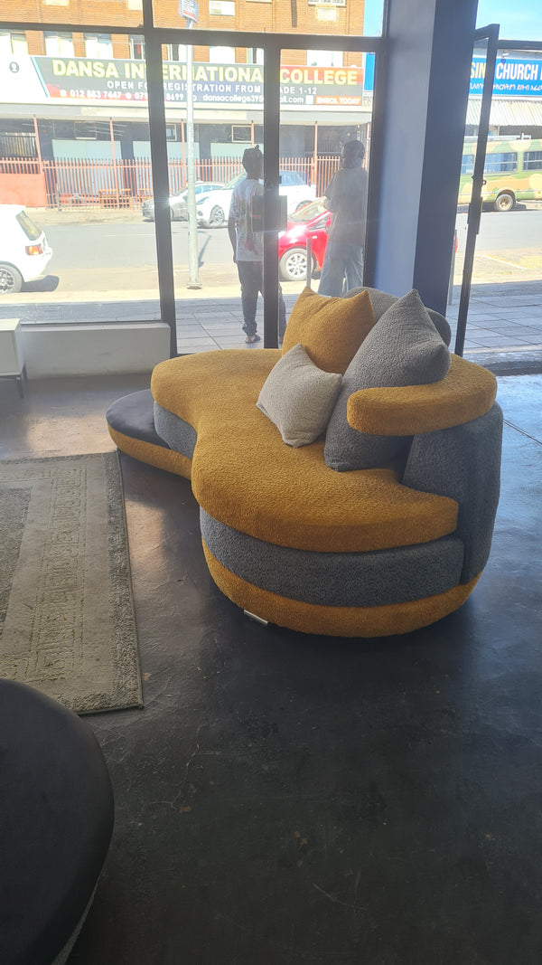 Capella Sofa Set