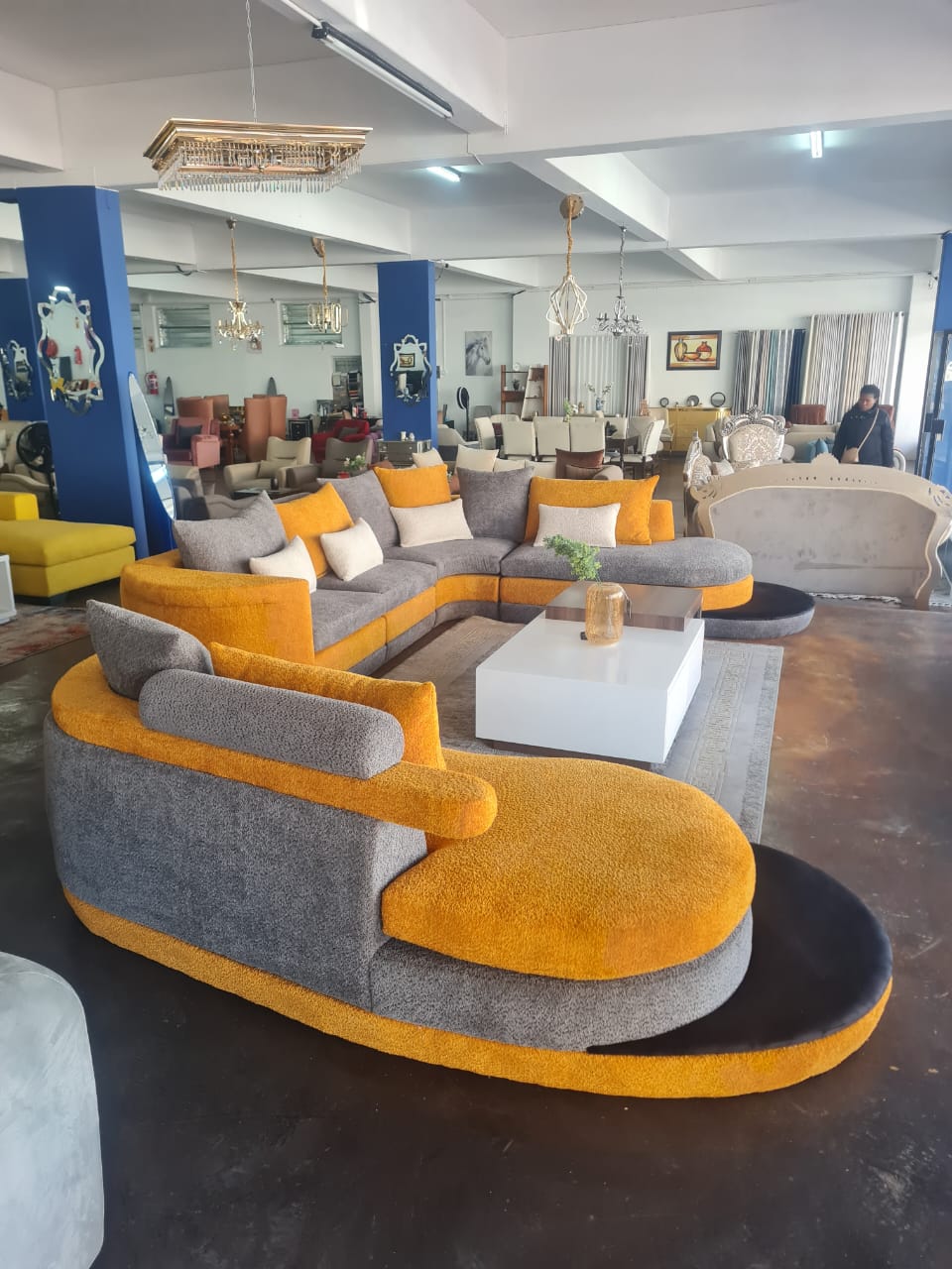 Capricornus Sofa Set