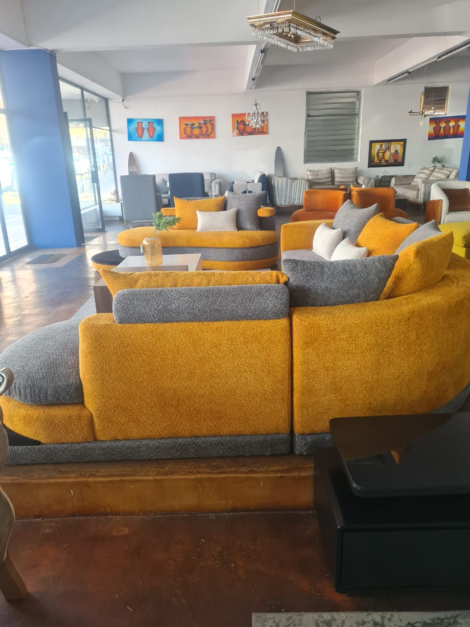 Capricornus Sofa Set